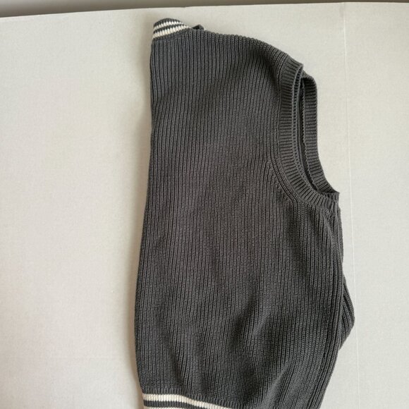 Original Use Ribbed Sweater Vest XXL Gray White Trim Preppy Minimal Layered Look - Picture 4 of 4